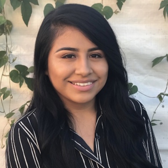 Meet your Posher, Lupe - Picture 1 of 1